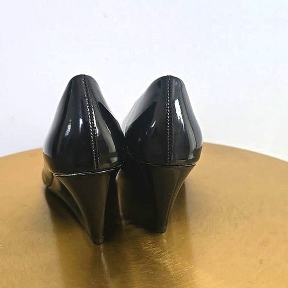 Mootsies Tootsies Women’s Black Patent Leather Wedge Size 9.5 🌴 - Picture 6 of 9